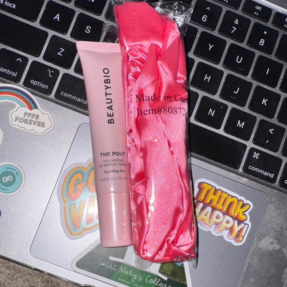 The Pout‎ Volumizing Lip Serum - Sparkling Rosé free headband